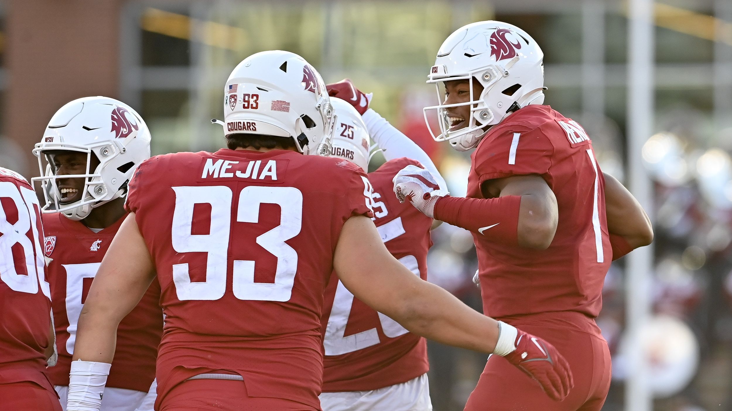 WSU linebacker Daiyan Henley named to Butkus Award watch list - CougCenter