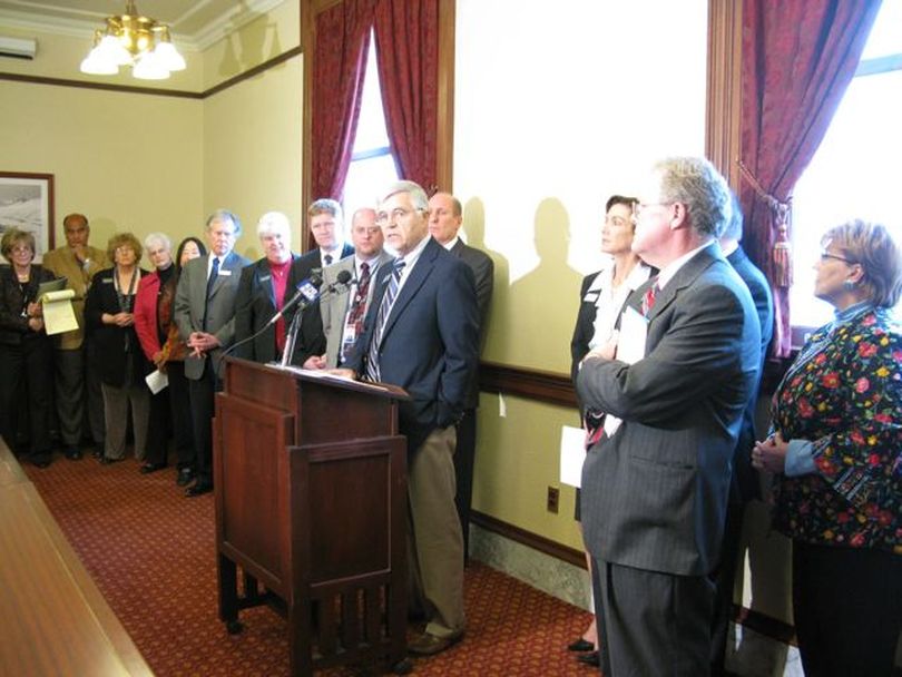 House Minority Caucus Chair Bill Killen, D-Boise, speaks at a Democratic press conference on Wednesday at which House and Senate Democrats unveiled a six-bill jobs plan. (Betsy Russell)