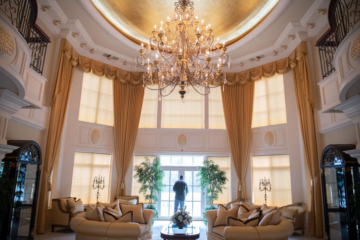 Tour Of The Amway House In Post Falls April 4 2019 The Spokesman Review