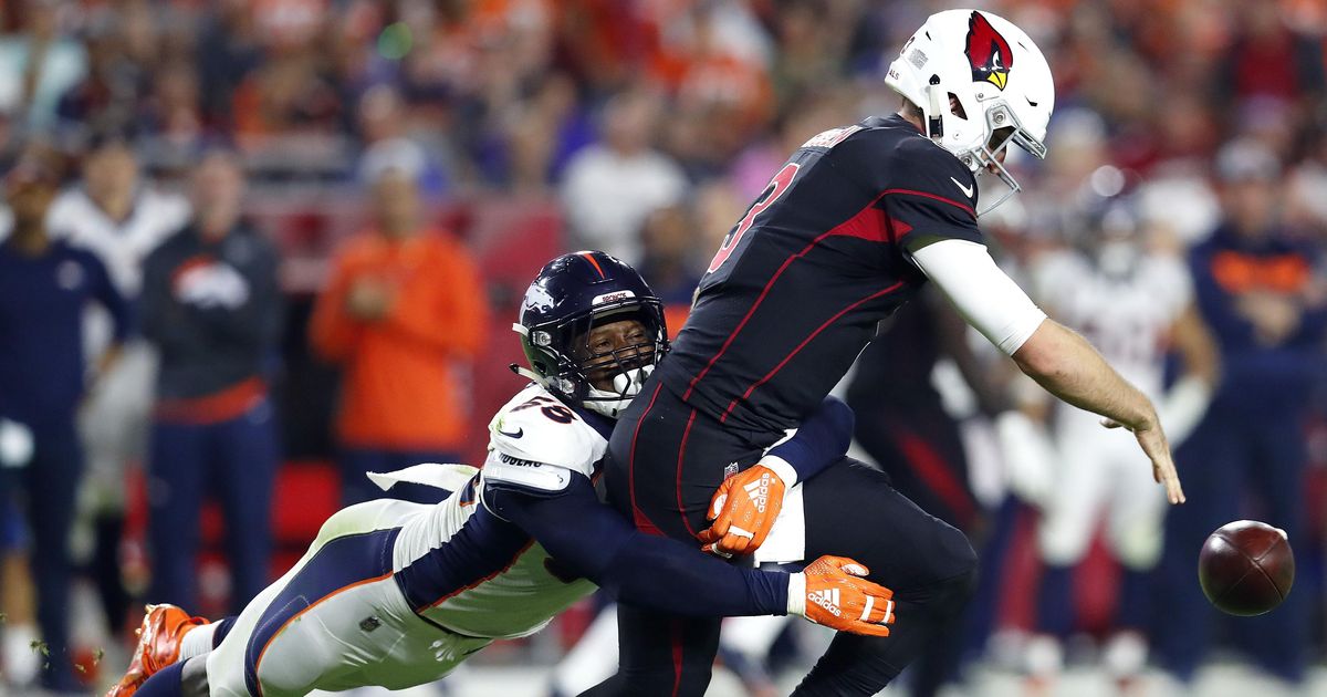 Broncos return 2 interceptions for TDs, beat Cardinals 45-10