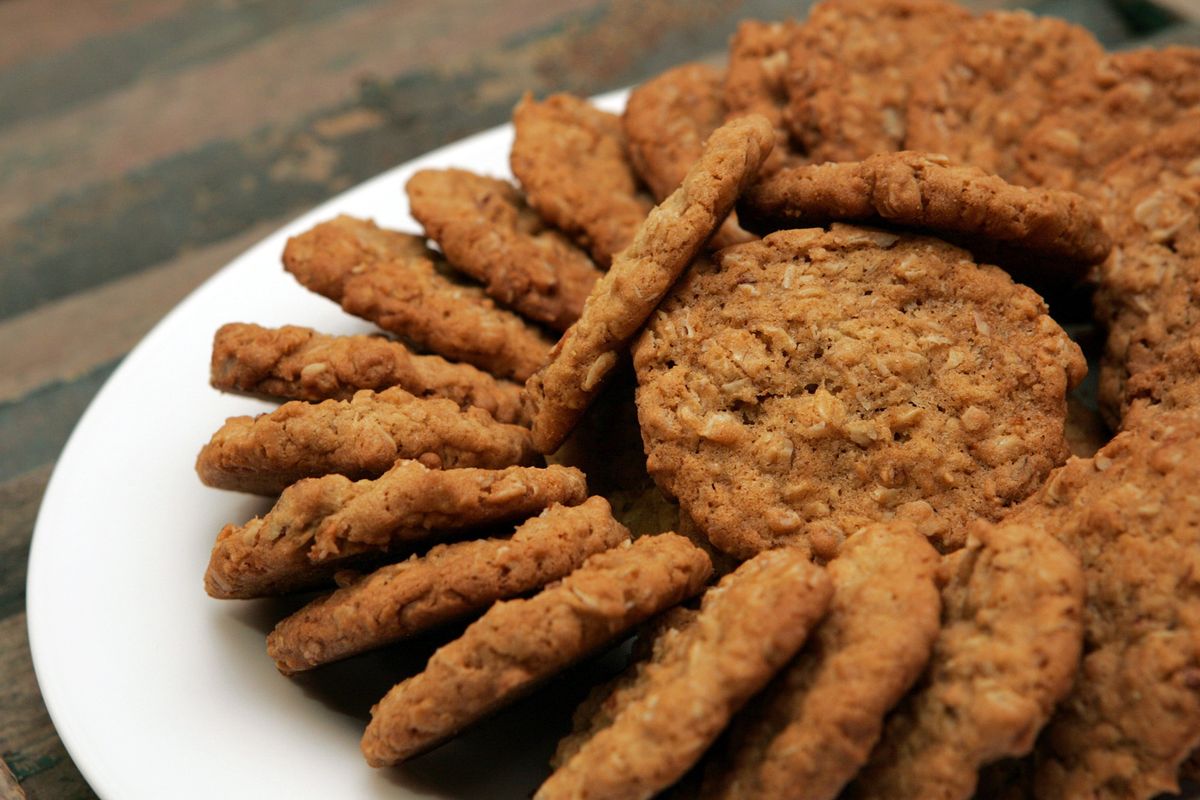 Oatmeal crispies, like so many other food goodies on the Pioneer Woman Web site, offer an inviting look into food.Los Angeles Times photos (Los Angeles Times photos / The Spokesman-Review)