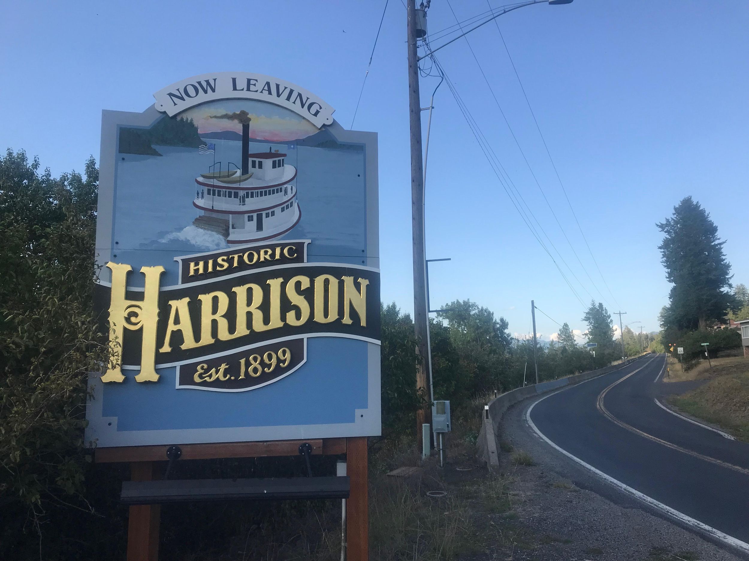 Mayor of Harrison, Idaho, resigns, citing fears for family’s safety and