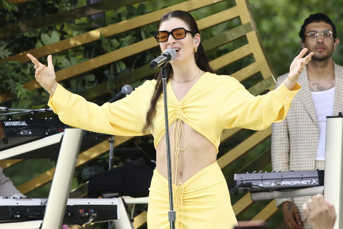 Lorde performs on ABC's "Good Morning America" at Rumsey Playfield/SummerStage in Central Park on Aug. 20 in New York.  (Greg Allen/Invision/AP)
