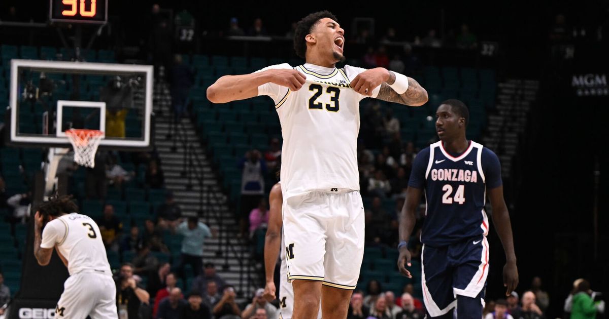 ‘Every aspect was lacking.’ No. 7 Michigan pounds No. 12 Gonzaga 101-61, handing Zags largest loss of Few era