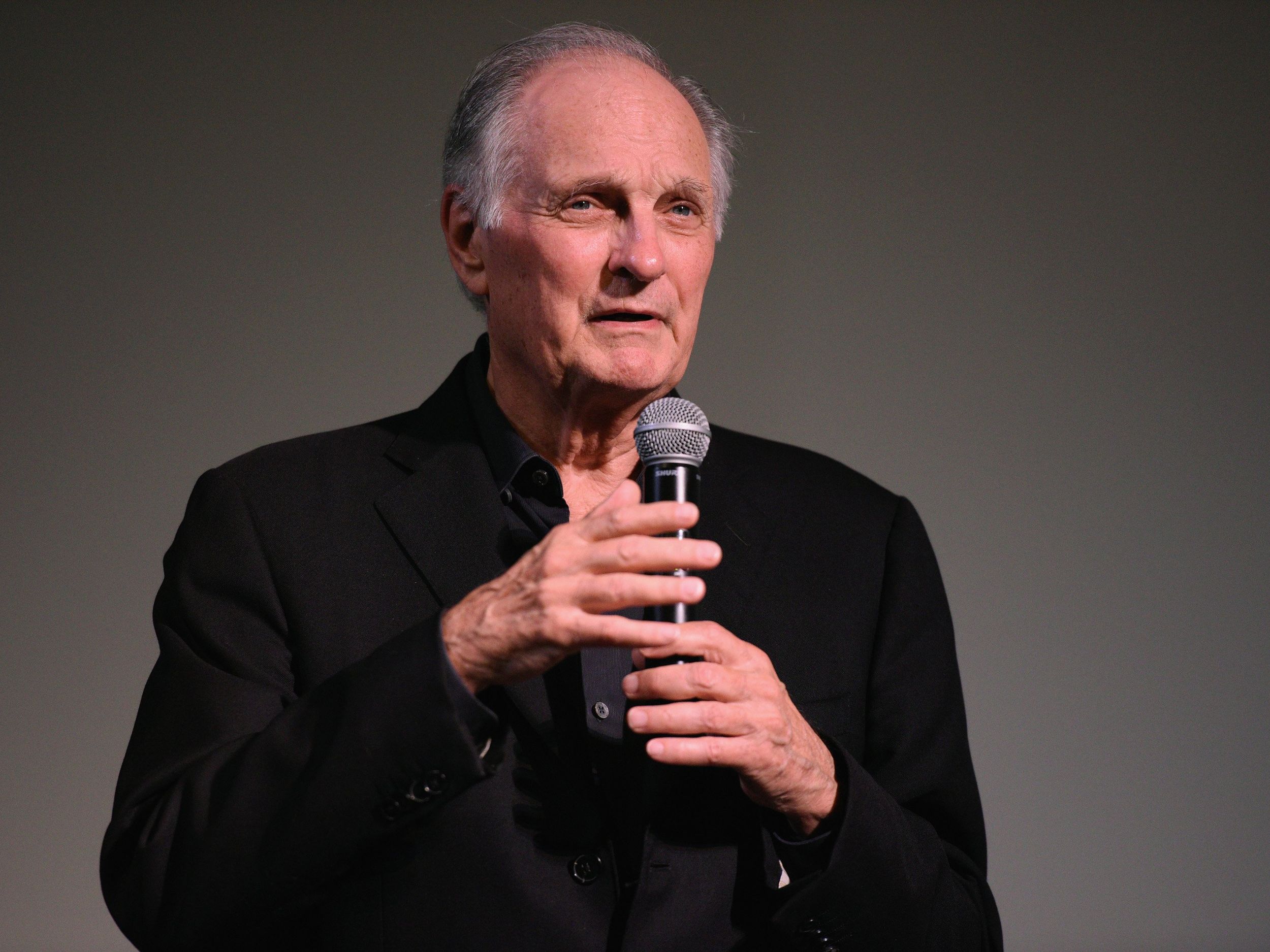 Alan Alda Auctioning Off Personal Collection From 'M*A*S*H