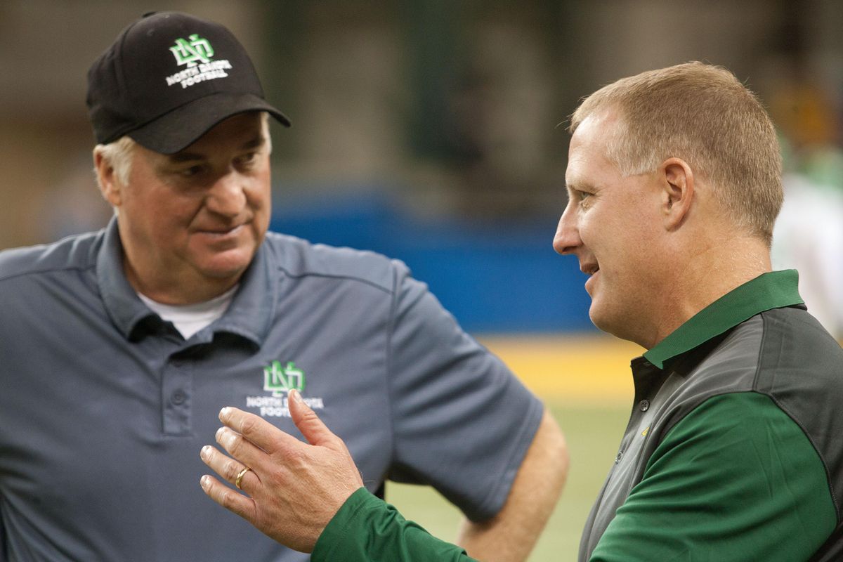 north-dakota-extends-contract-of-football-coach-through-2021-the