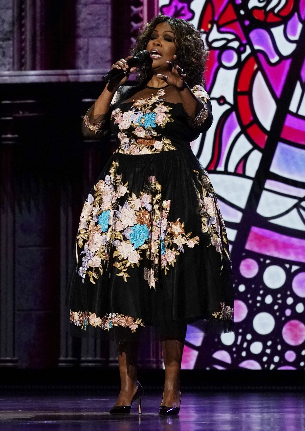 CeCe Winans performs at the 56th annual Academy of Country Music Awards on Saturday, April 17, 2021, at the Grand Ole Opry in Nashville, Tenn. The awards show airs on April 18 with both live and prerecorded segments.  (Mark Humphrey)