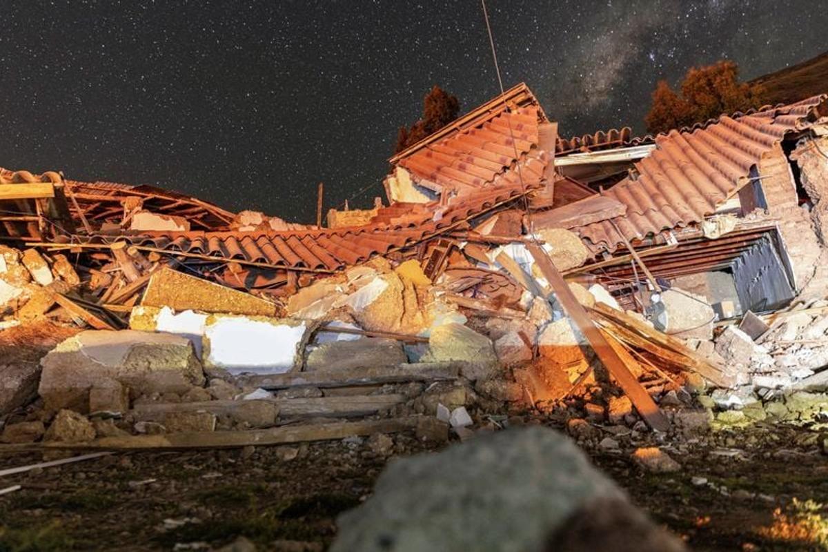 A destroyed house following the earthquake of magnitude 5.6 that struck Central Peru on Saturday, in Chupuro, Peru. REUTERS/Yershon Vilca  (Reuters )