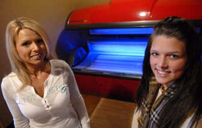 Uv Or Spray Tanning Seattle Sun Tan Seattle Sun Light Spa Groupon