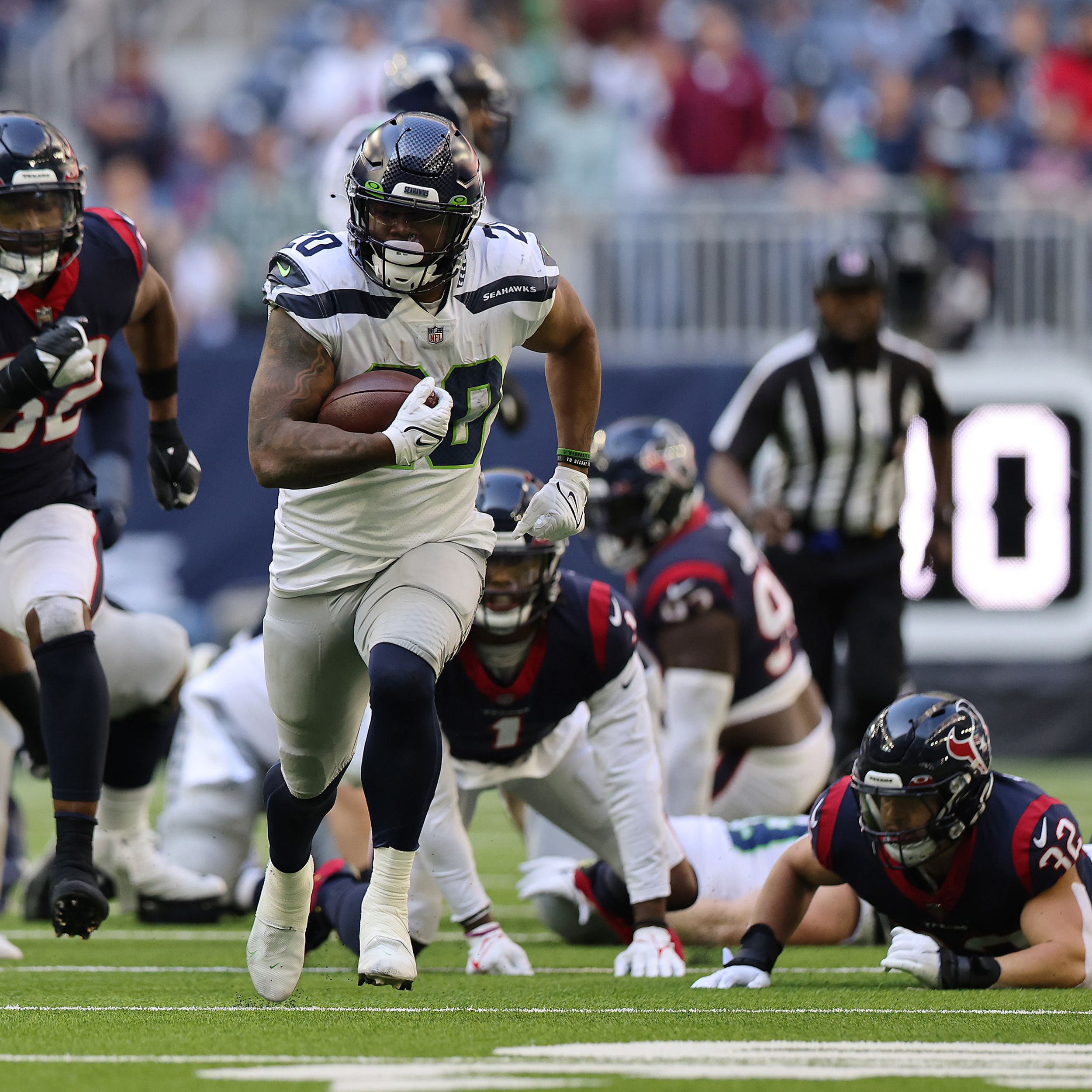 Seahawks Place RB Rashaad Penny On IR