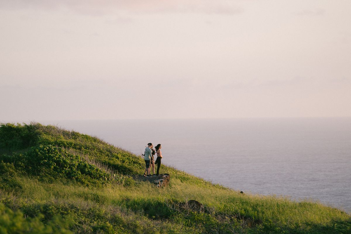An early morning on the Makapu‘u Lighthouse trail on the Hawaiian island of Oahu on Feb. 21. A frequent visitor shares favorite walks and restaurants on the Hawaiian island.  (New York Times)