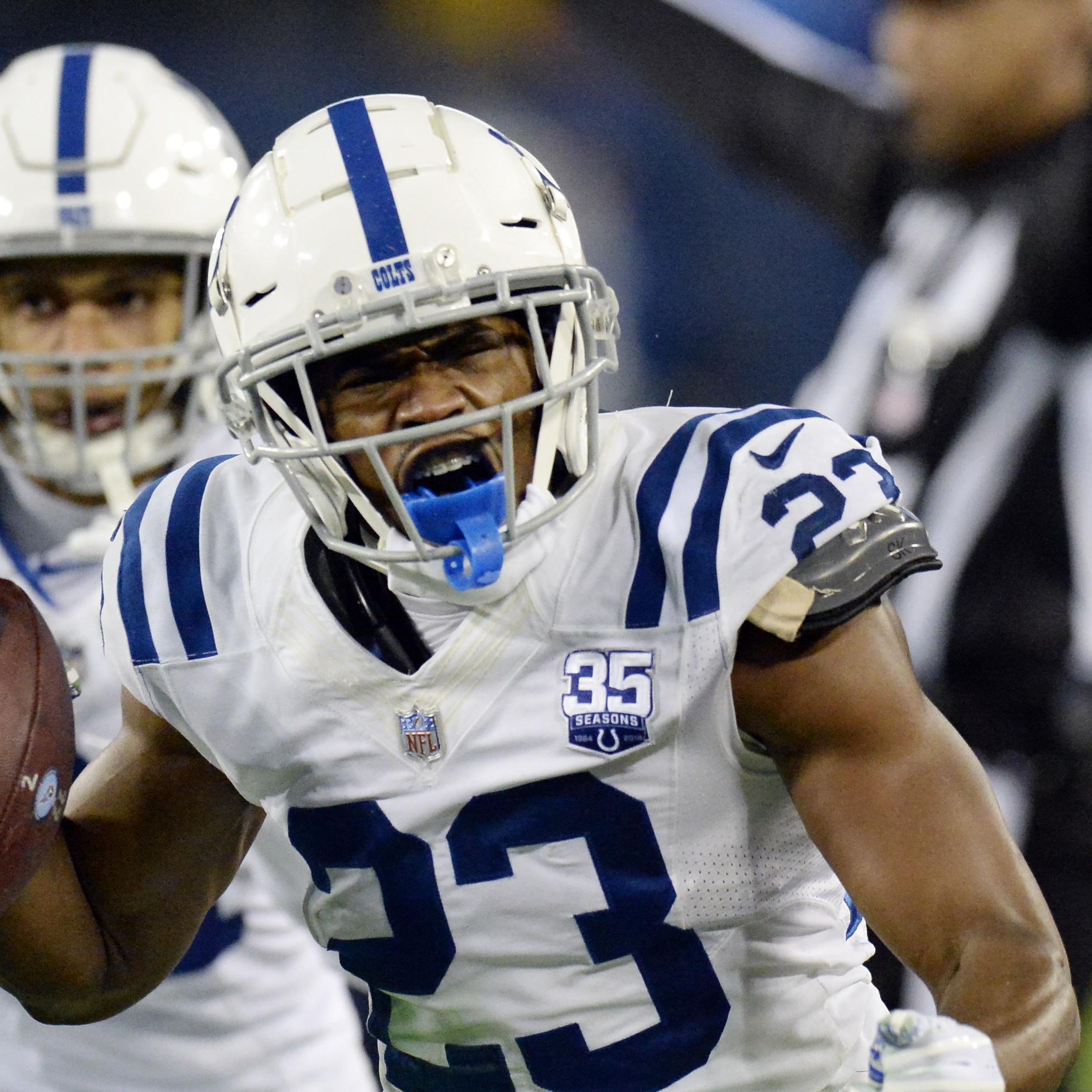 Colts make Kenny Moore highest-paid slot cornerback 