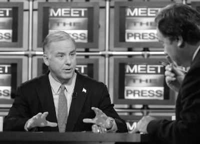 
Democratic National Committee Chairman Howard Dean talks with 