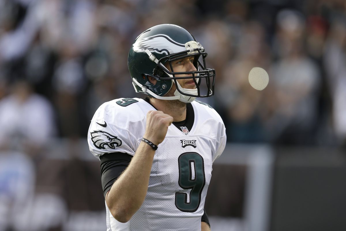 QB Nick Foles and Eagles try to make Cardinals their fourth straight victim. (Associated Press)