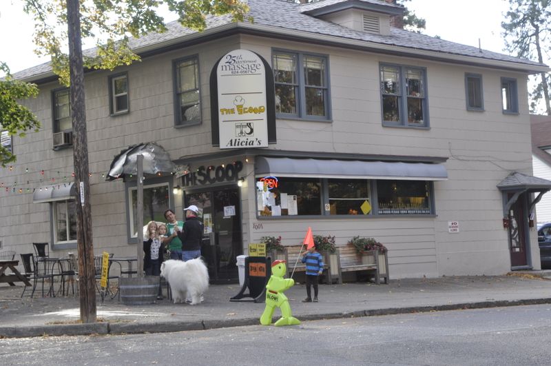 The Scoop Historic dining The neighborhoods Local Guides The