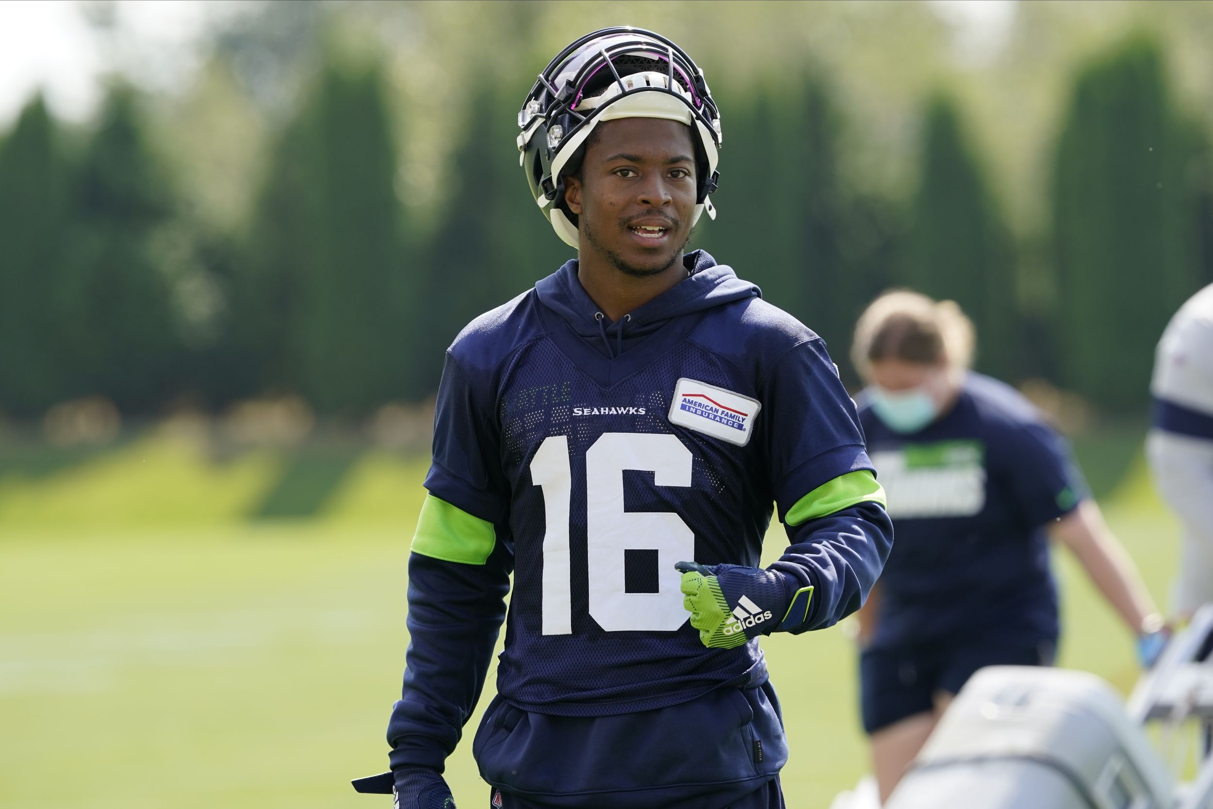 Seahawks receiver Tyler Lockett thought about opting out this season ...