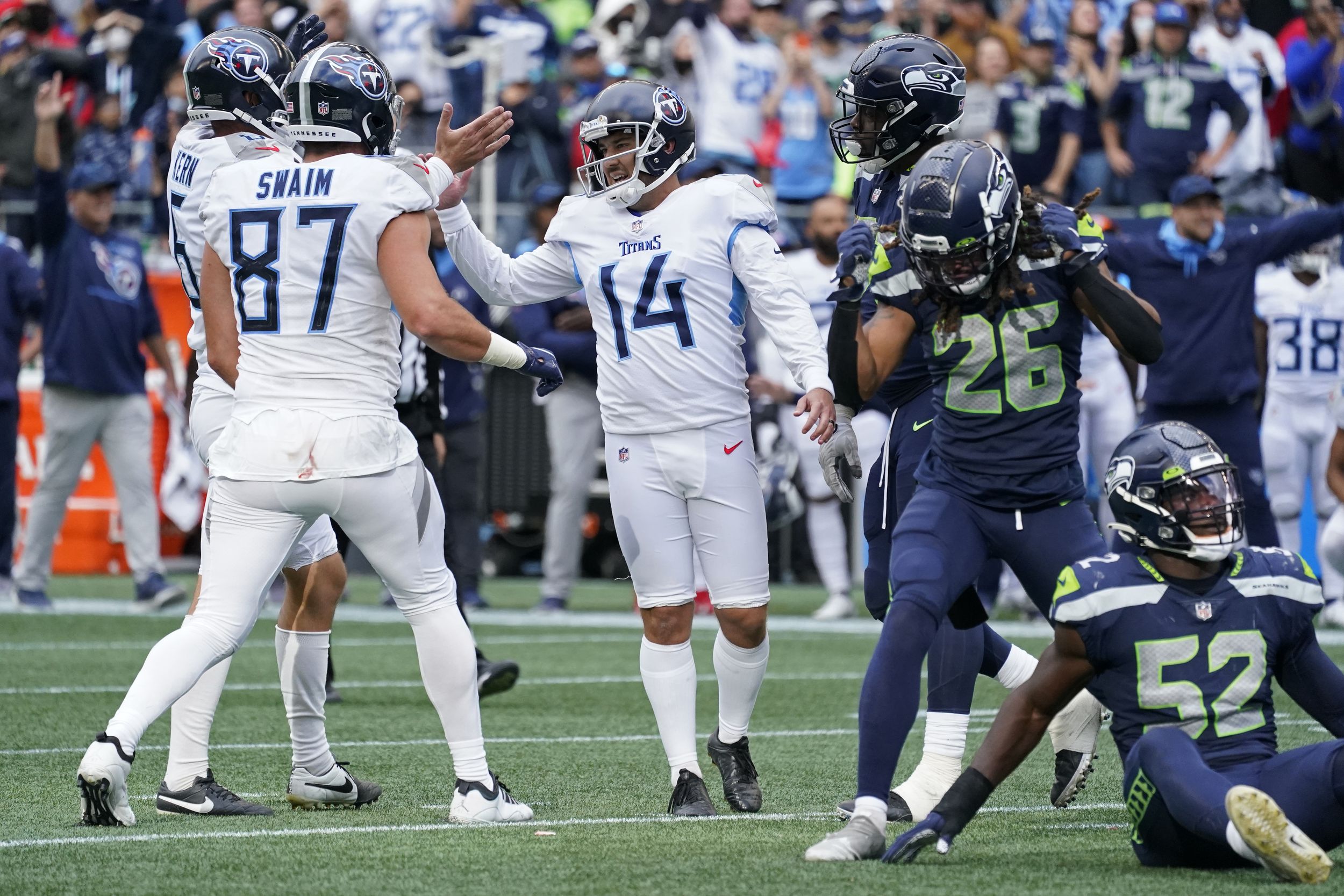 Seahawks Blow 15-point Halftime Lead As Offense Stalls Late In OT Loss ...