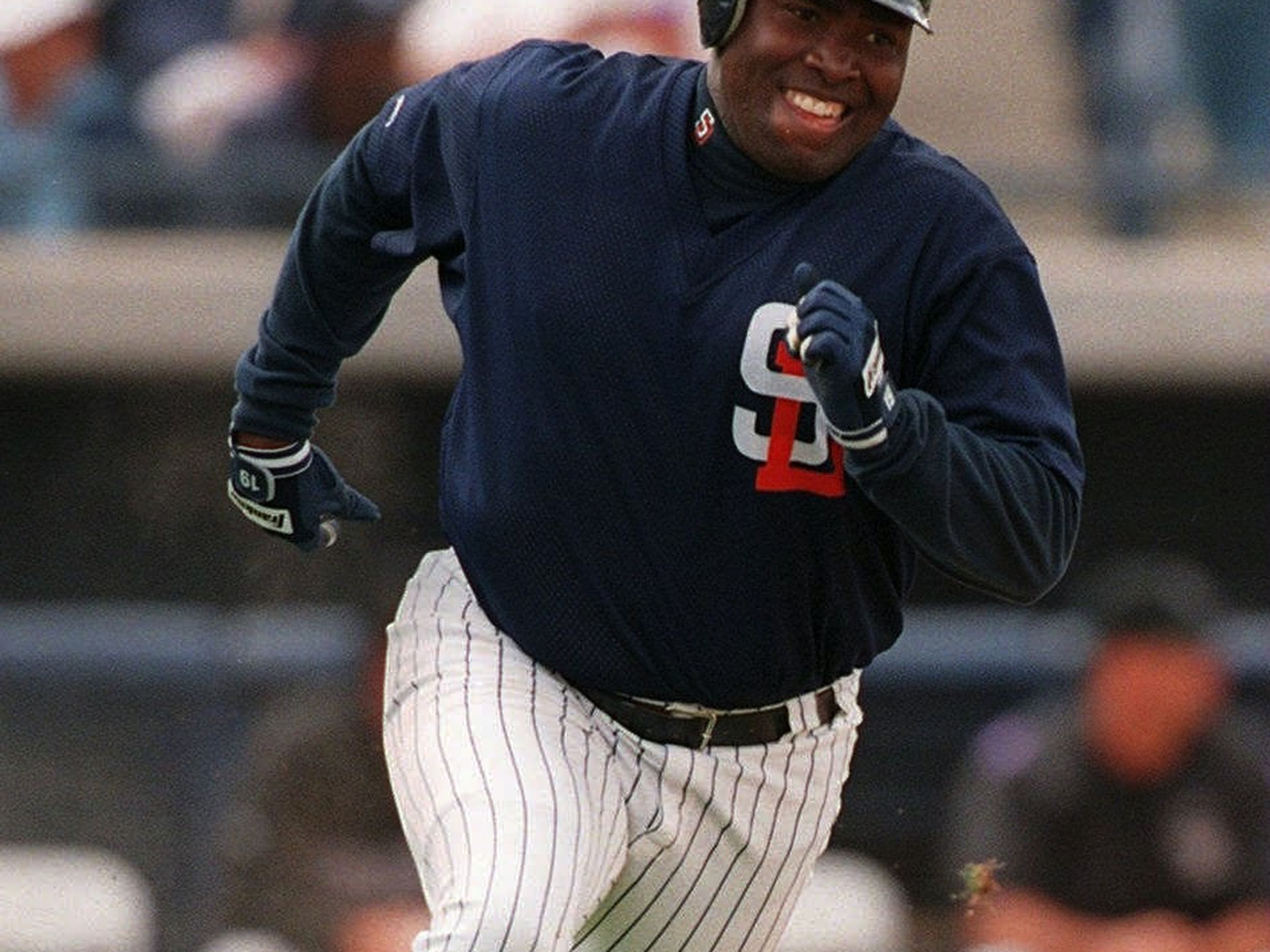 Tony Gwynn continues to receive cancer treatment but also to coach -  Gaslamp Ball
