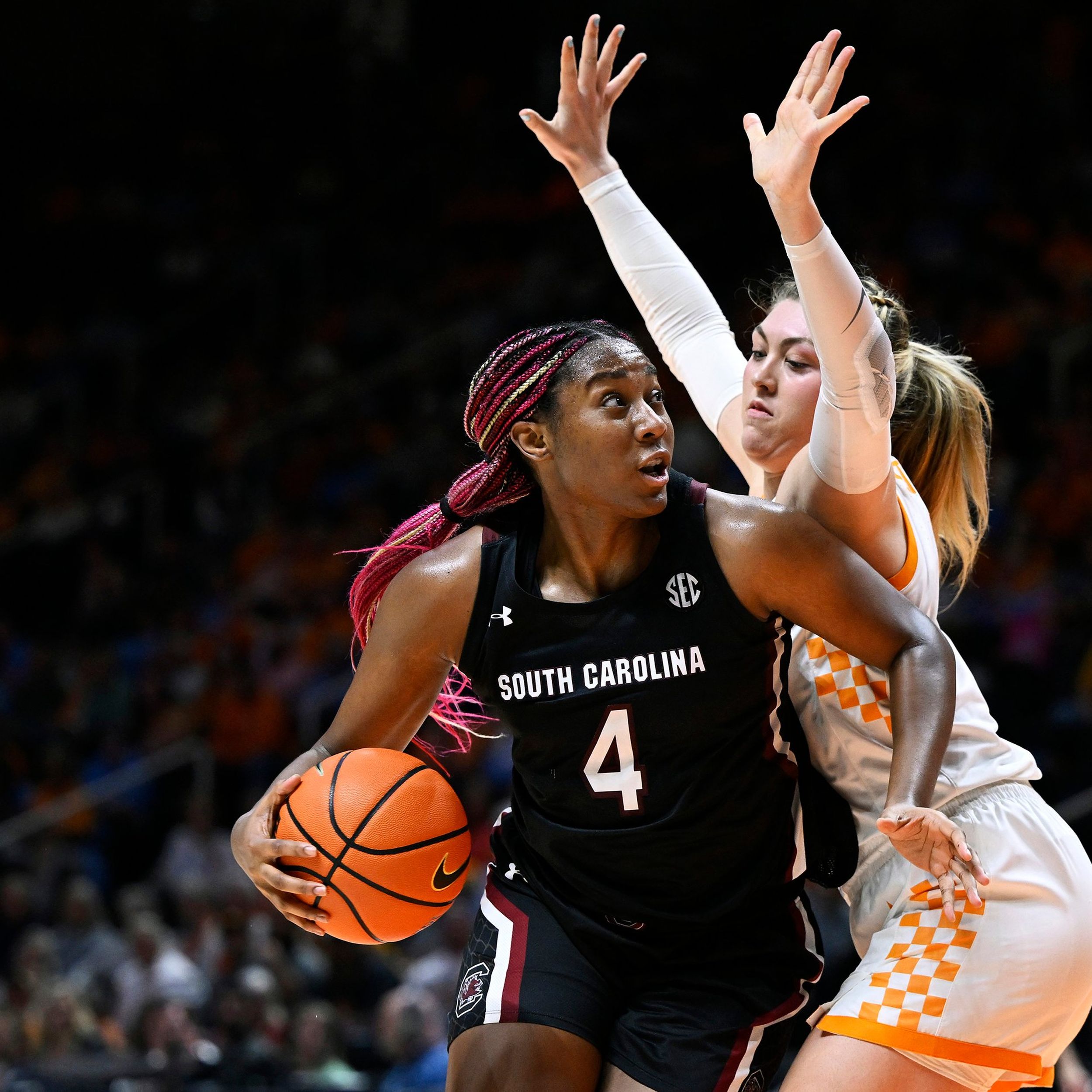 Dawn Staley calls out Geno Auriemma, UConn after criticism following win:  'I'm sick of it