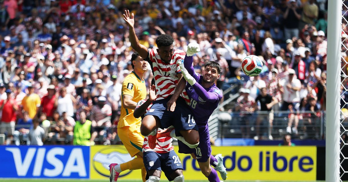 US soccer wins Seattle World Cup match, advancing to knockout round