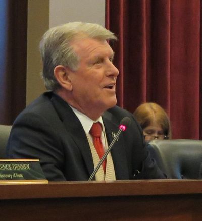Idaho Gov. Butch Otter presides over a meeting of the state Land Board on Tuesday, Dec. 19, 2017 at the Idaho state Capitol in Boise (Betsy Z. Russell)