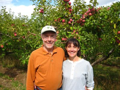 Green Bluff orchardists Steve and Marie Cole grow tree fruits and vegetables organically. Special to  (SUSAN MULVIHILL Special to / The Spokesman-Review)