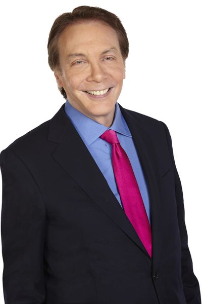 Alan  Colmes, the radio and television host and commentator best known as the amiable liberal foil to the hard-right Sean Hannity on the Fox News Channel, has died. (Fox News via Associated Press)