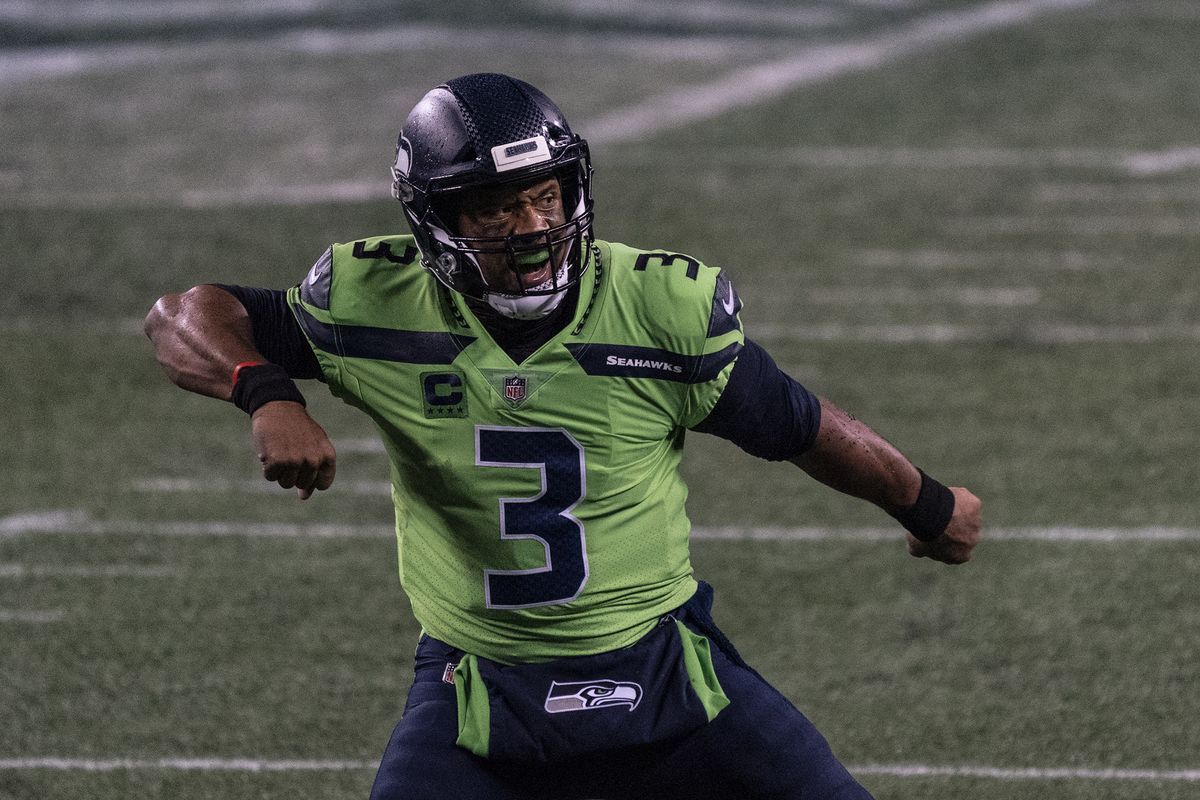 Russell Wilson throws five touchdowns as Seattle Seahawks outlast