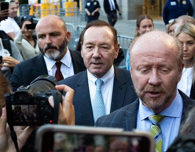 Kevin Spacey leaves federal court in Manhattan following the first day of actor Anthony Rapp's civil trial against him on Thursday Oct. 6, 2022.    (Molly Crane-Newman/New York Daily News/TNS)