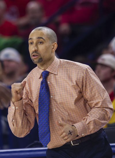 After six straight seasons of 26-plus wins, Virginia Commonwealth head coach Shaka Smart has decided to leave for Texas. (Associated Press)