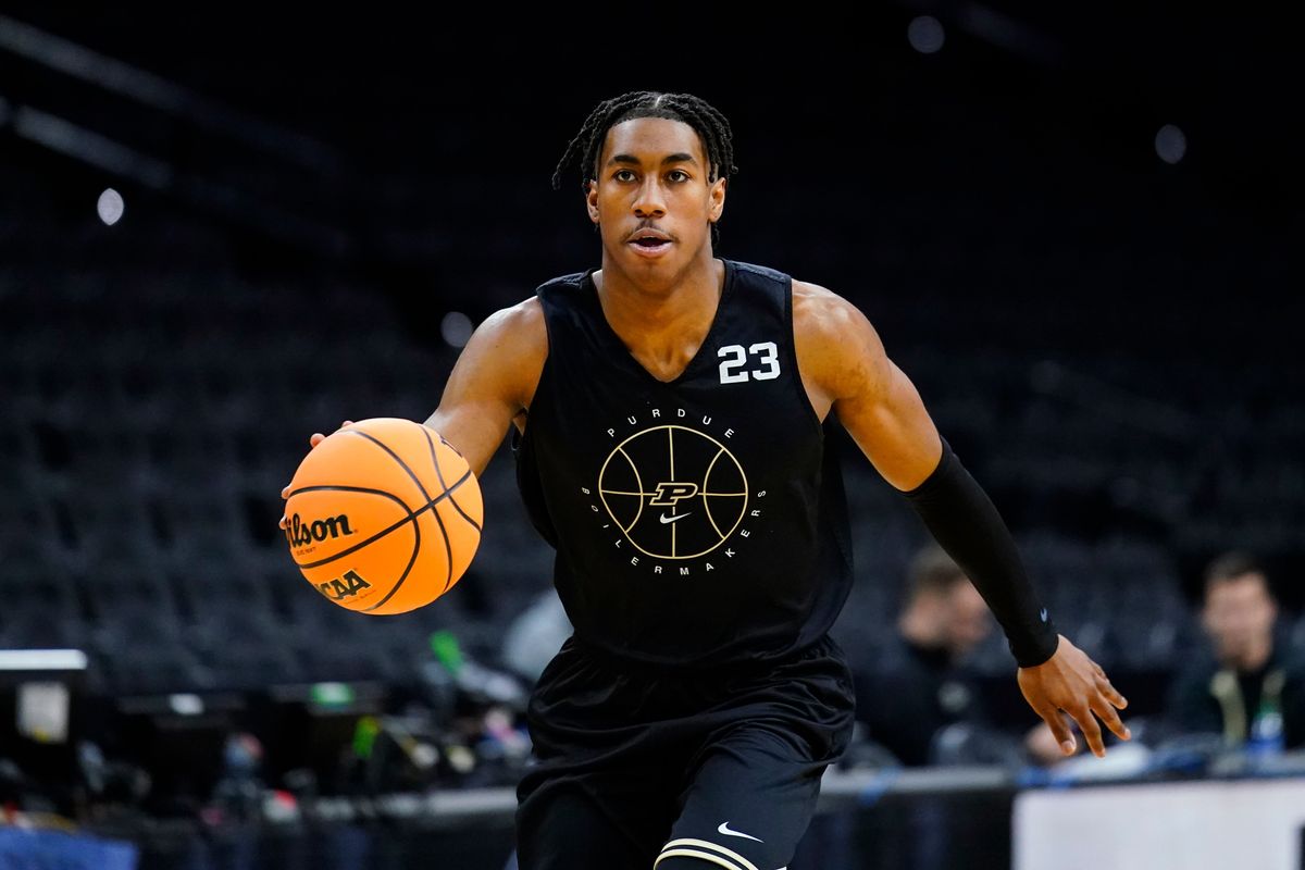 Purdue’s Jaden Ivey dribbles during practice for the NCAA men’s college basketball tournament, Thursday, March 24, 2022, in Philadelphia.  (Matt Rourke)