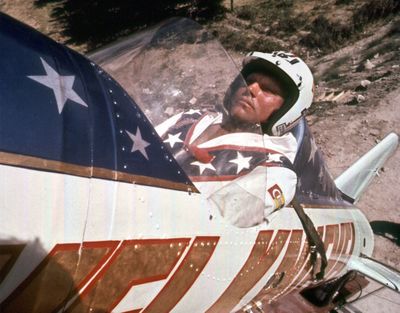Evel Knievel  prepares for his attempt to leap  the Snake River Canyon in his Sky-Cycle  in 1974.  (File Associated Press)