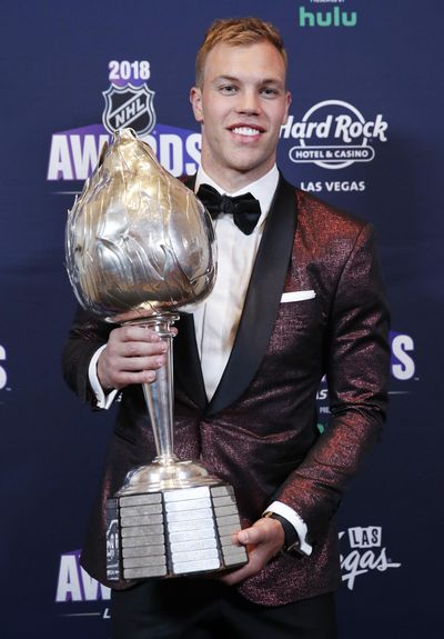 Taylor Hall of the New Jersey Devils poses with the Hart Trophy after winning the trophy at the NHL Awards, Wednesday, June 20, 2018, in Las Vegas. (AP Photo/John Locher) ORG XMIT: NVJL178 (John Locher / AP)