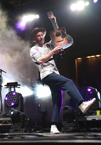 Signer and songwriter Mat Kearney performs at Public Square Park on Aug. 22, 2019, in Nashville.  (Getty Images)