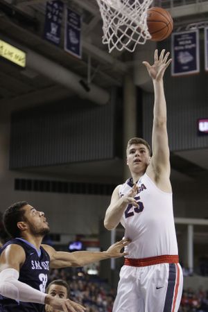Ryan Edwards’ left-handed hook was one of the highlights for Gonzaga in its game against San Diego last Saturday.