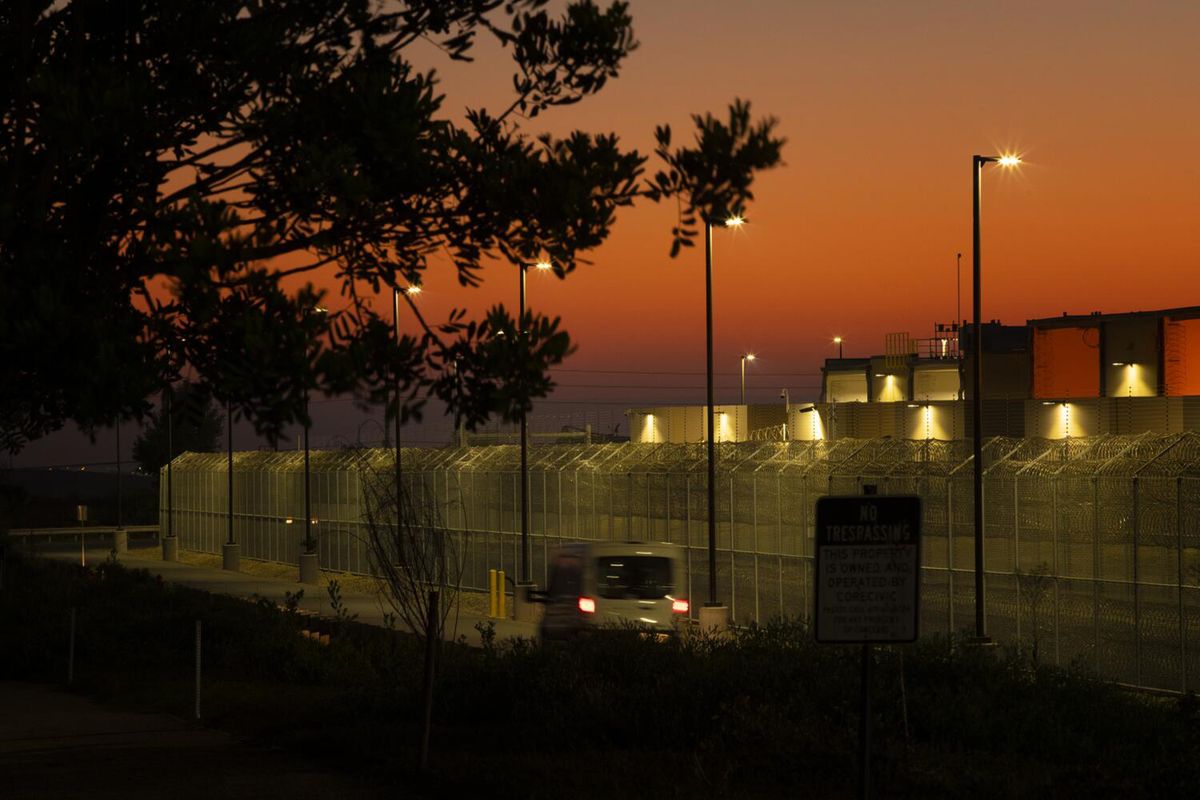 The Otay Mesa Detention Center in San Diego. (San Diego Union-Tribune )