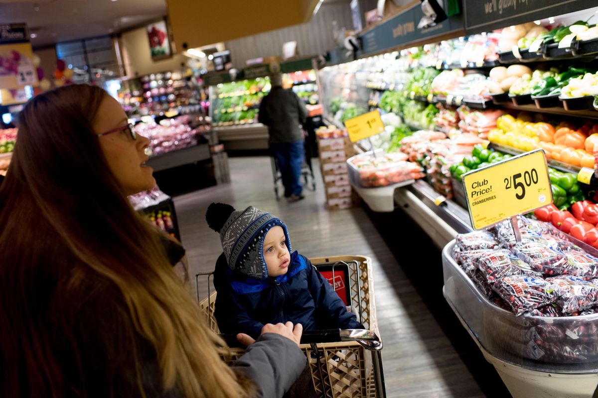 New program buoys purchases of fresh food with food stamps The