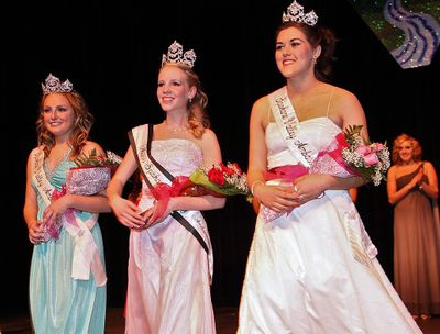 Miss Spokane Valley June Mazzone, from East Valley High School, is flanked by runners up Courtney Ramsey from University High School, left, and Rebecca Crowder from East Valley High.Courtesy f Gary Roberto (Courtesy f Gary Roberto / The Spokesman-Review)