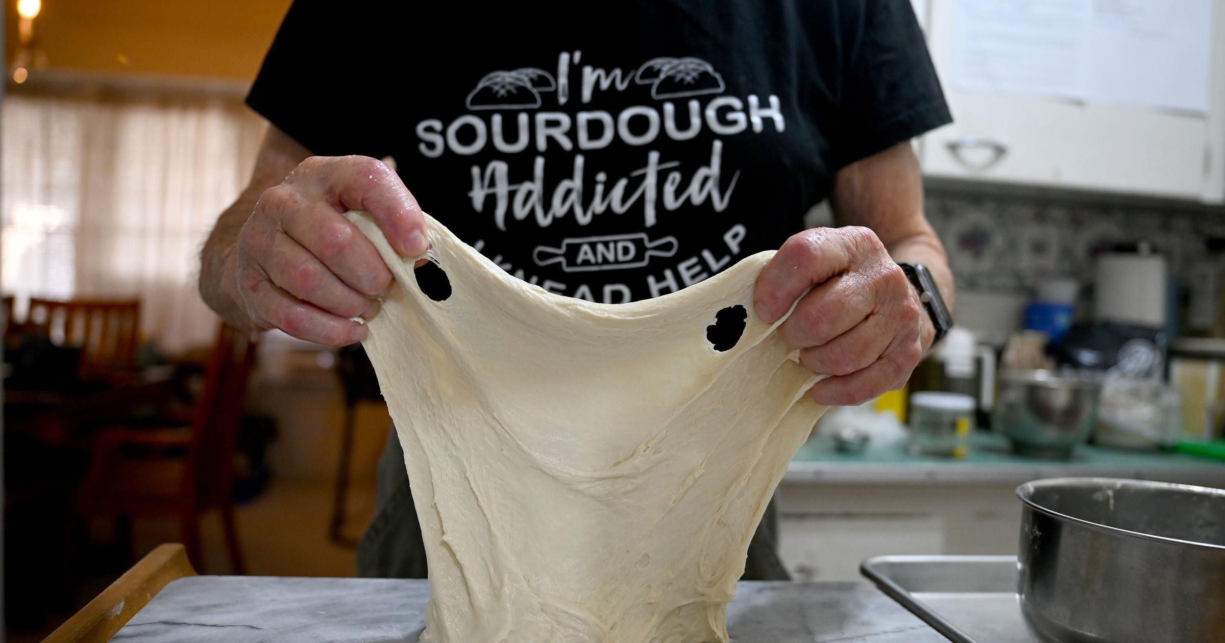 New : Although 'there is no secret to sourdough,' 89-year-old educator shares his bready tips and tricks