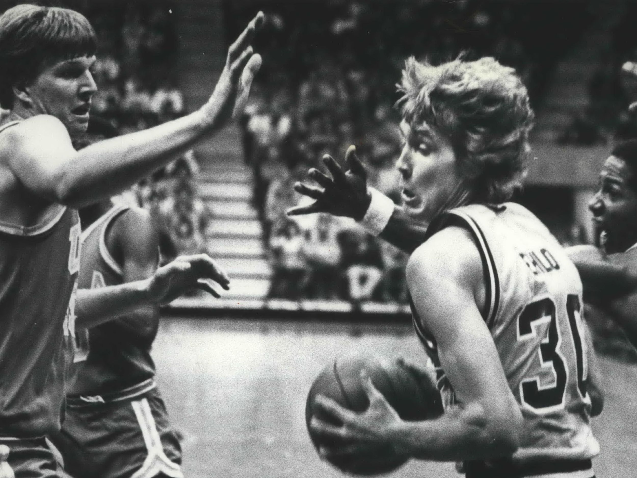 Decades after The Shot, ex-Cougar Craig Ehlo still recovering