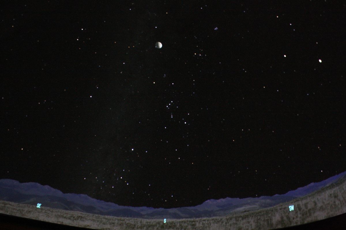 The night sky as it will appear tonight at 7 p.m. at Spokane Falls Community College’s planetarium.