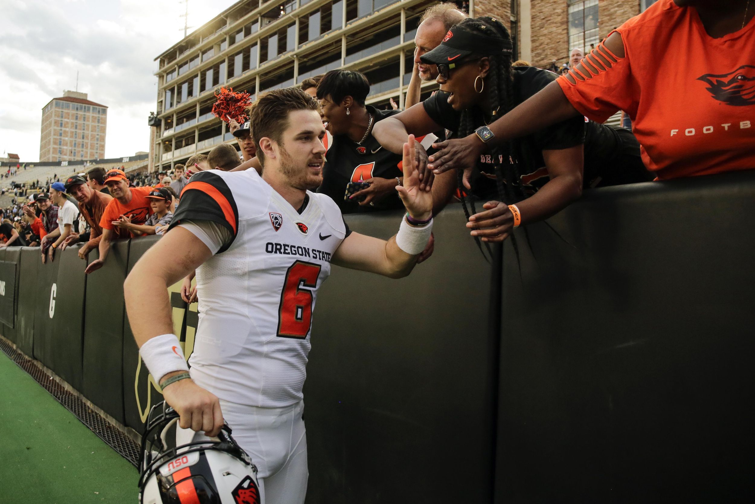 Oregon State quarterback Jake Luton getting another chance The