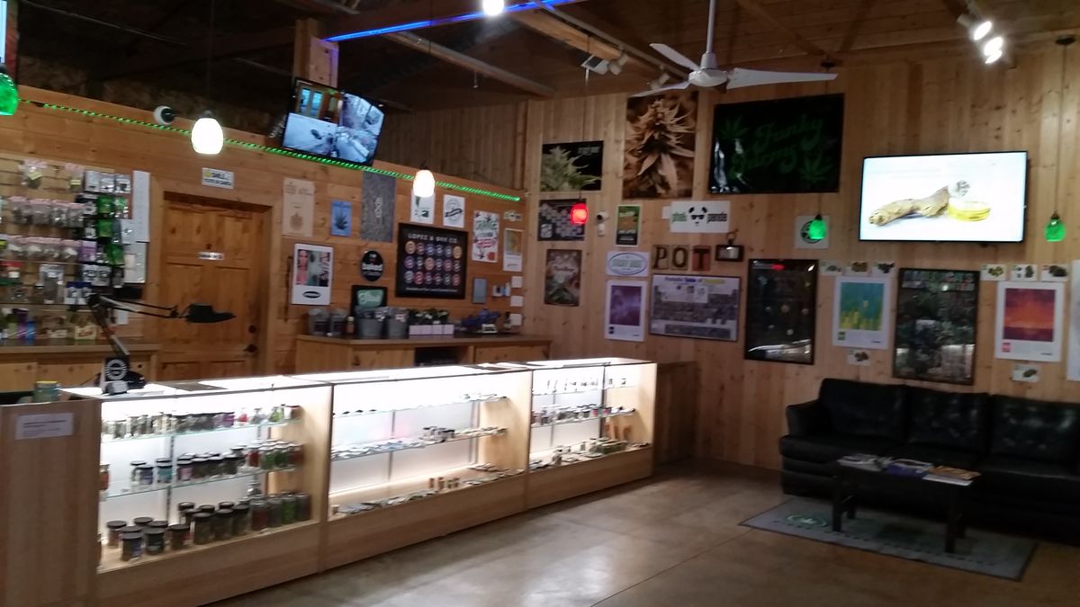Toker Friendly offers a variety of concentrates, edibles and flower. (Joe Butler / Evercannabis Staff)