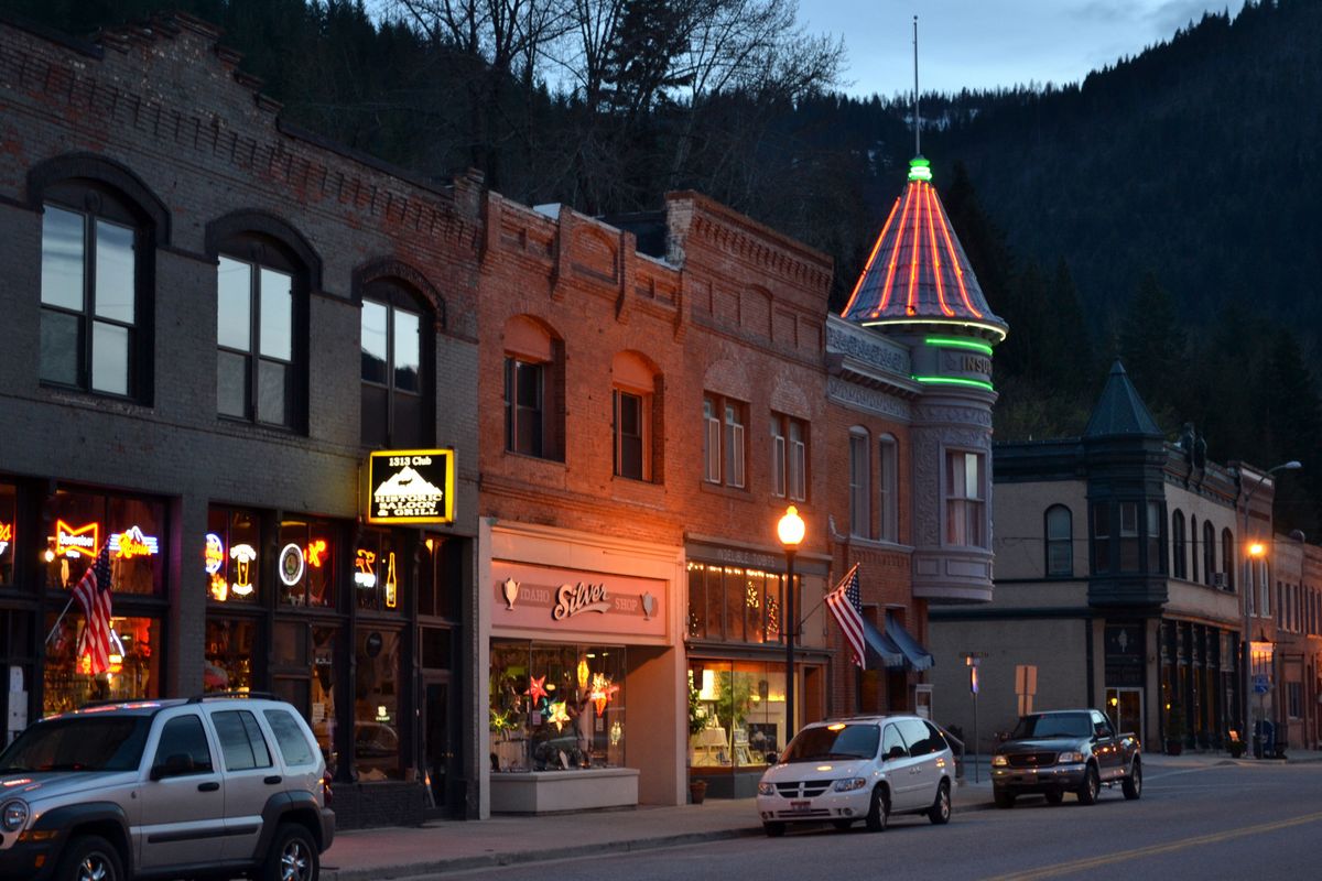 The town of Wallace is listed on the National Register of Historic Places – residential as well as commercial buildings. Downtown buildings offer a glimpse of what a town looked like 100 years ago.