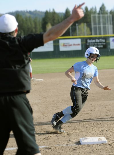 Central Valley’s Aimee McKinney rounds third base and heads for home during a four-run rally in the seventh inning against University. (Colin Mulvany)