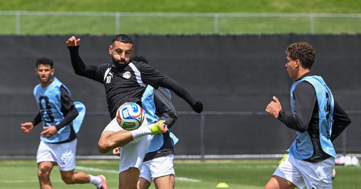 Global soccer star Mohamed Salah, Egypt teammates dazzle for fans during open World Cup training session