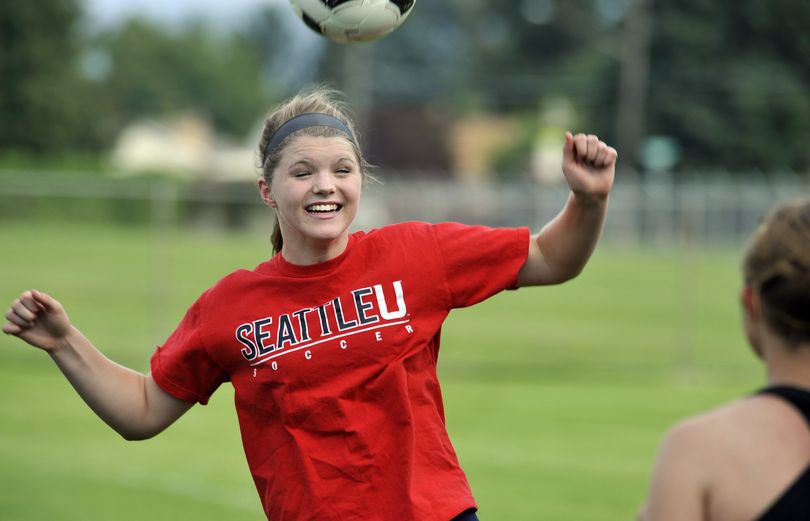 Julia Moravec, the GSL leading scorer and offensive MVP last season, is off to another fast start with the Lewis and Clark Tigers. (Dan Pelle)