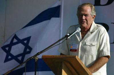 
Pat Robertson delivers a speech to a crowd of mostly evangelical Christians in Jersusalem on a pilgrimage to Israel in October 2004. 
 (File/Associated Press / The Spokesman-Review)