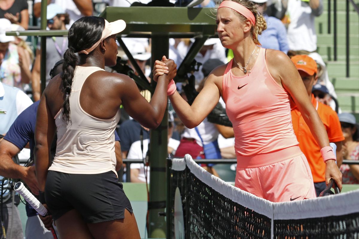 Sloane Stephens, left, shakes hands with Victoria Azarenka, of Belarus, after Stephens’ 3-6, 6-2, 6-1 win in their semifinal match in the Miami Open tennis tournament, Thursday, March 29, 2018, in Key Biscayne, Fla. (Joe Skipper / Associated Press)
