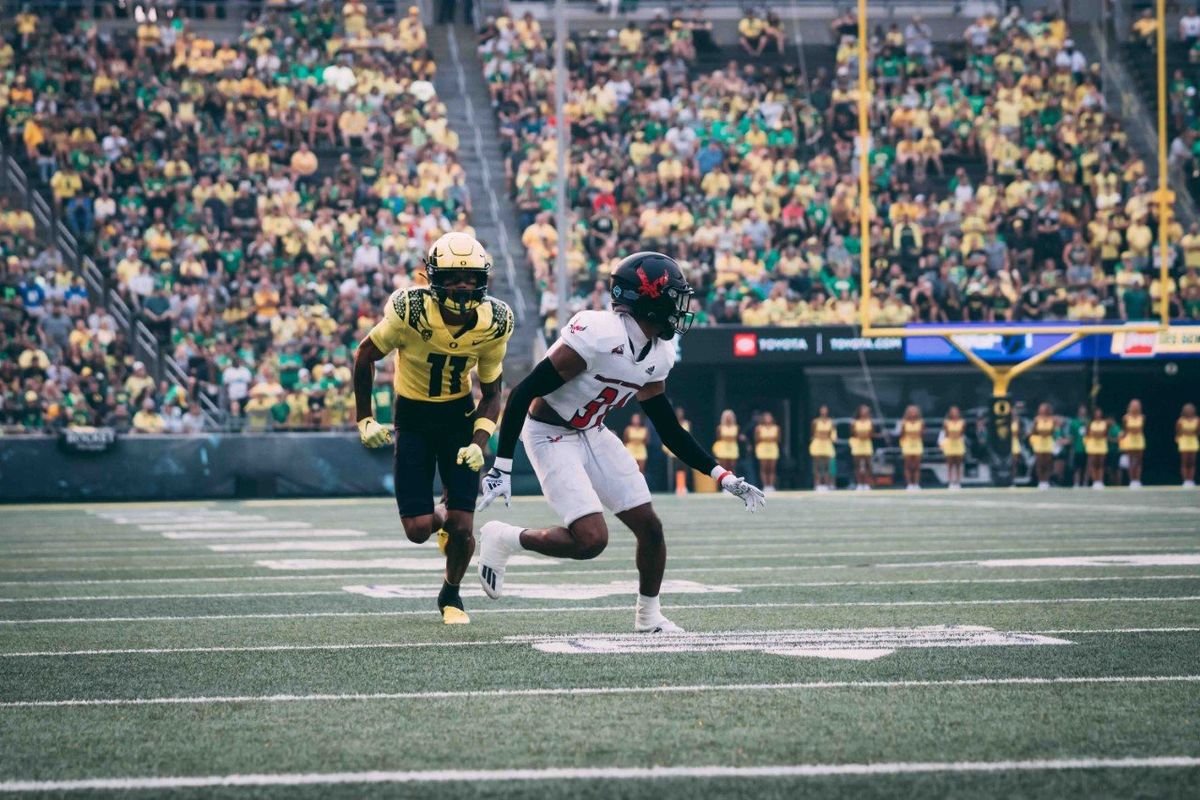 Eastern Washington’s Demetrius Crosby drops into coverage against Oregon in Eugene on Saturday.  (Courtesy EWU Athletics)